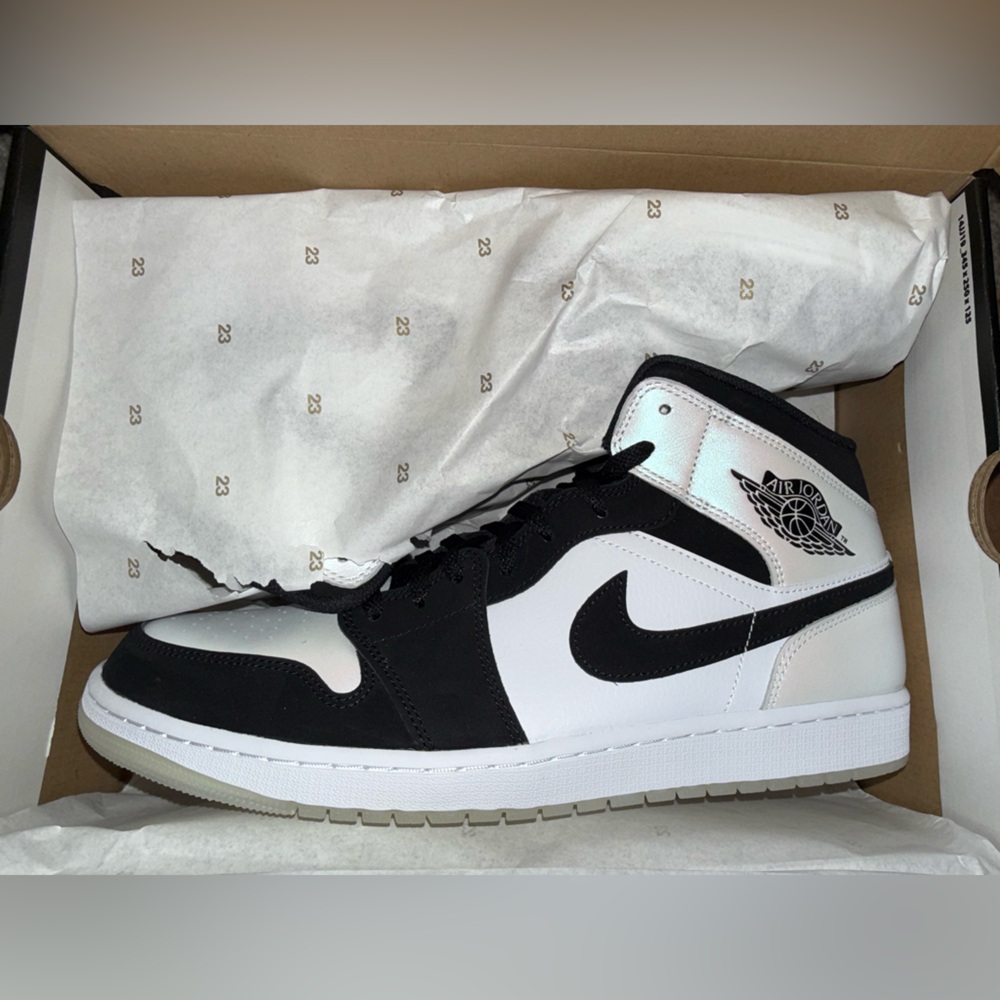Men’s Air Jordan 1 Mid SE sneakers